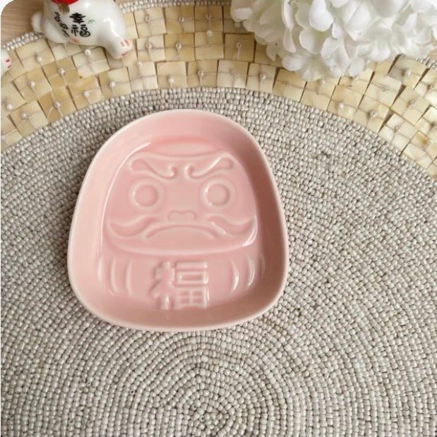 Japanese-inspired tableware / lucky home décor